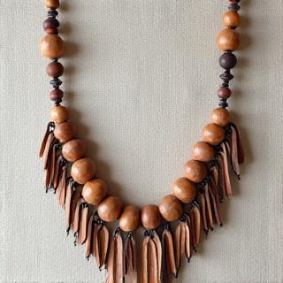 Boho Holzketten und Halschmuck